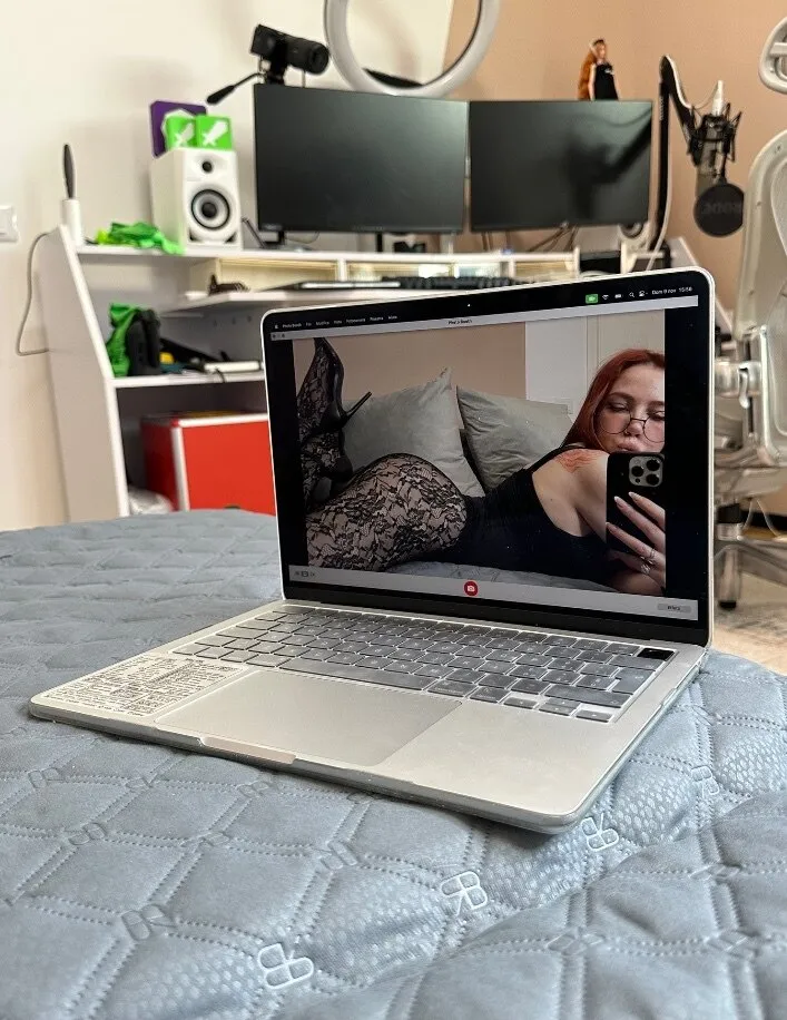 Lucy L3in OnlyFans header