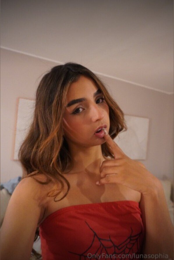 🟢 18y/o Luna Sophia 😇 OnlyFans