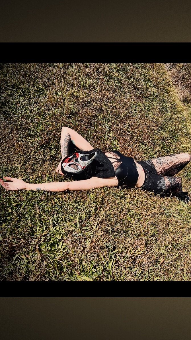 Lunavryn vaessara OnlyFans header