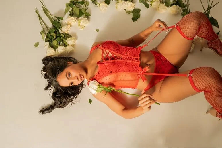 Luz Arias OnlyFans header