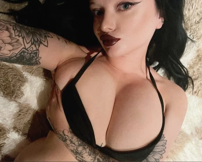 Lydz OnlyFans header