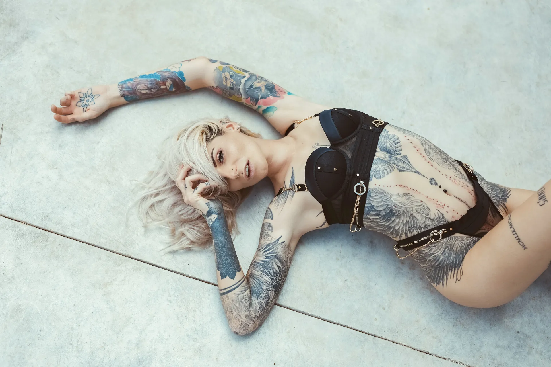 Mandeelou OnlyFans header