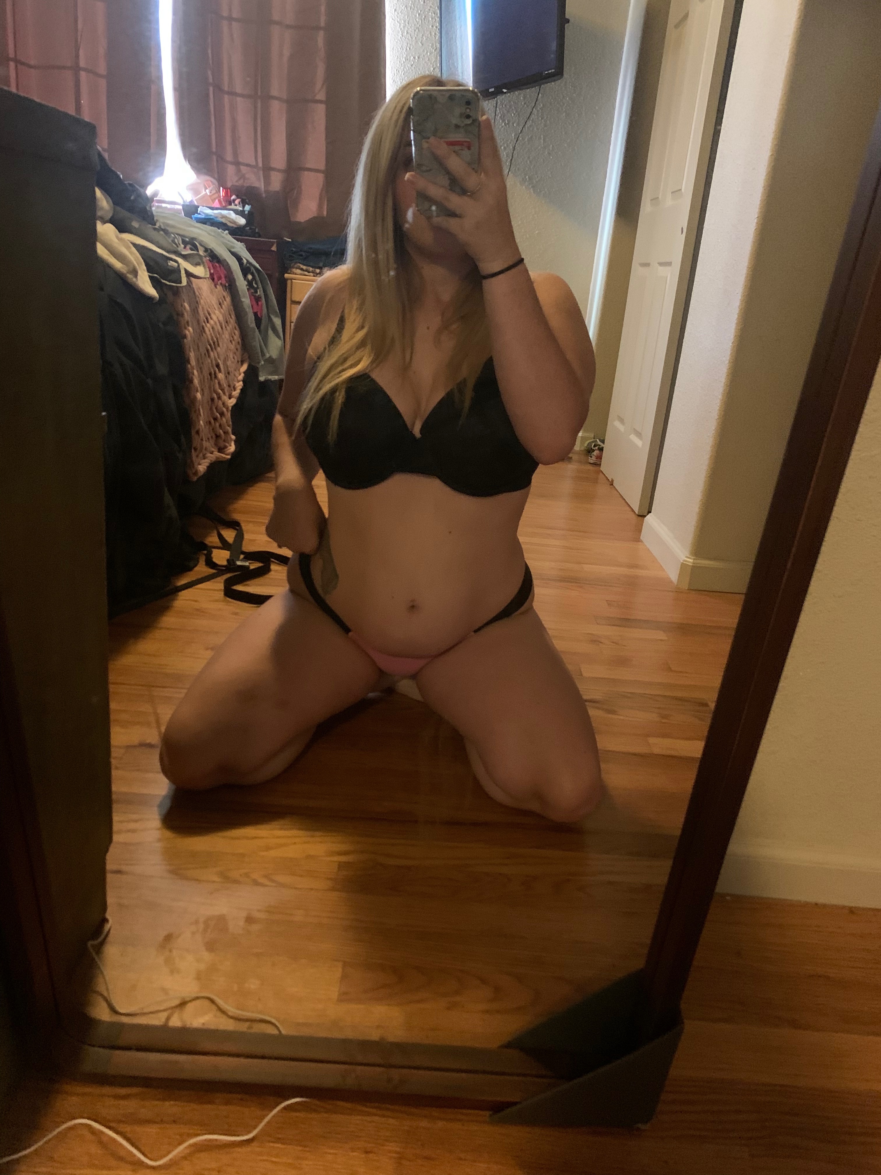 Mila Huddleston😈💋 OnlyFans