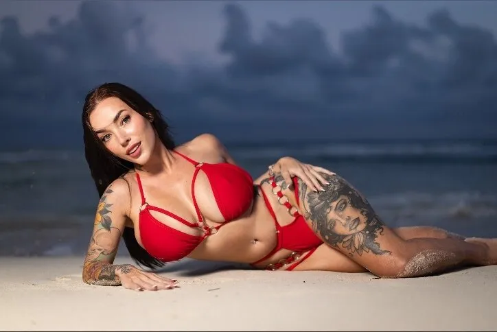 🔴  🍭  Miley Mercier 💦 OnlyFans header