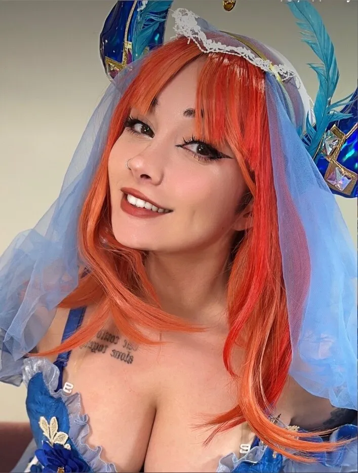 ༺𝑴𝒊𝒎𝒊 𝑻𝒔𝒖𝒎𝒊𝒌𝒐༻(𝐘𝐨𝐮𝐫 𝐰𝐚𝐢𝐟𝐮)🎁🎄