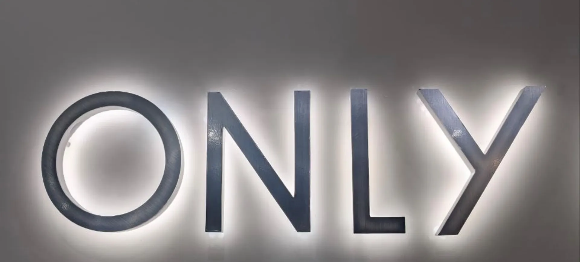 Daria OnlyFans header