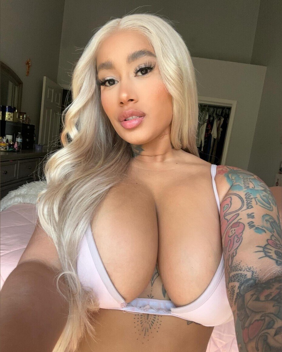Kim 👽 OnlyFans