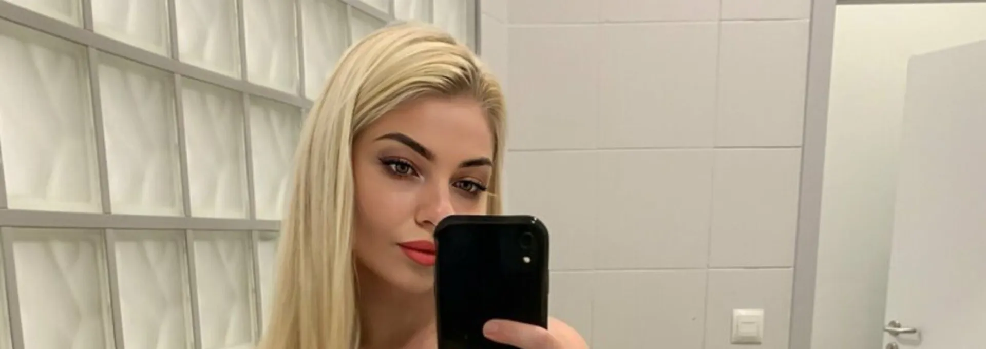 Natalia Lebova OnlyFans header