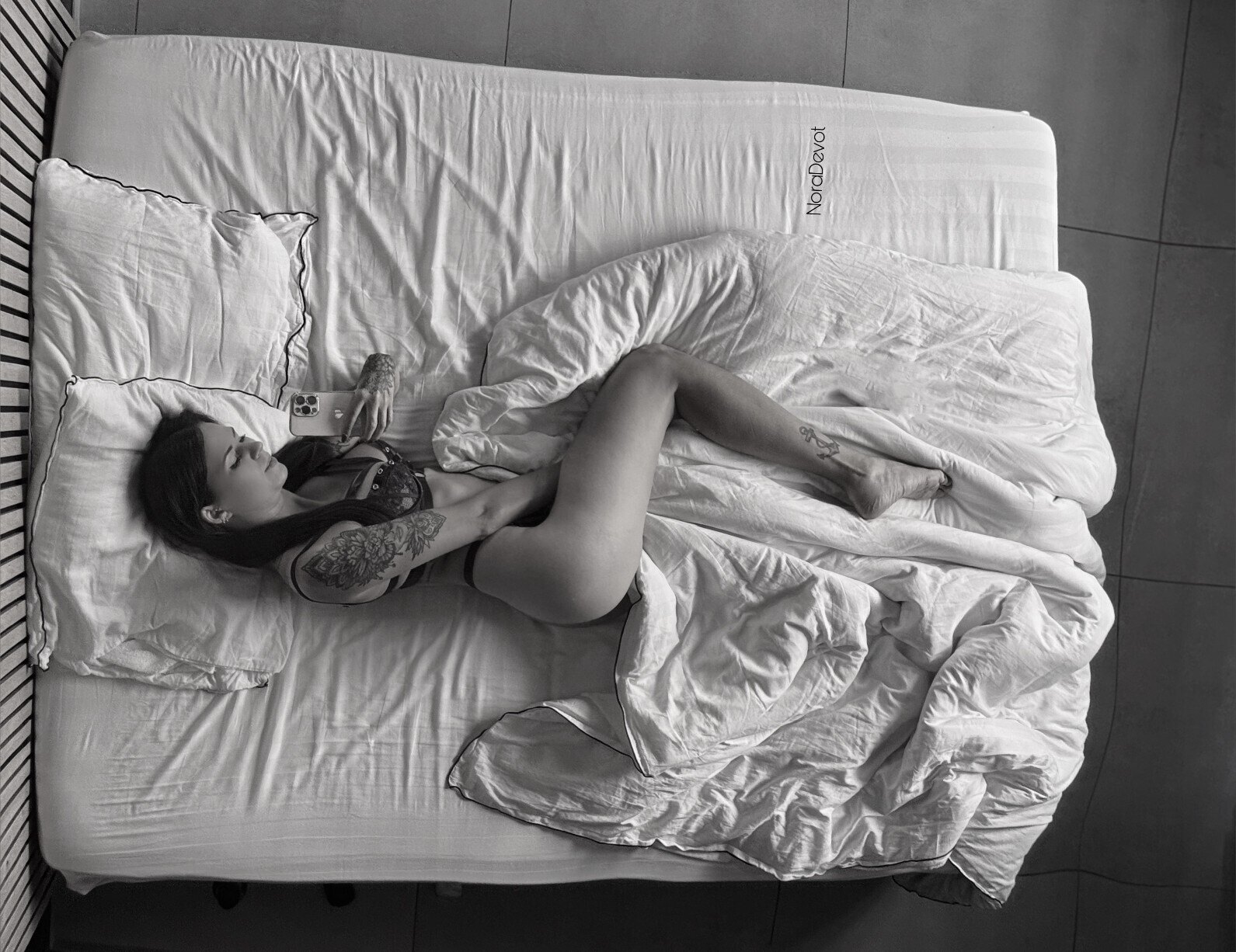 NoraDevot OnlyFans header