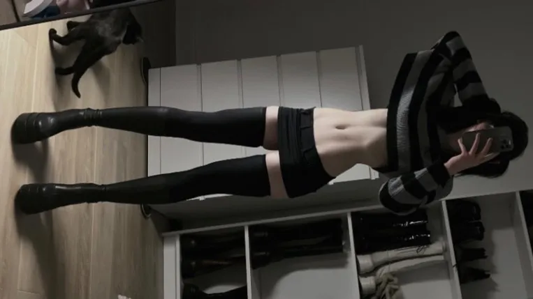 Nora Fawn OnlyFans header