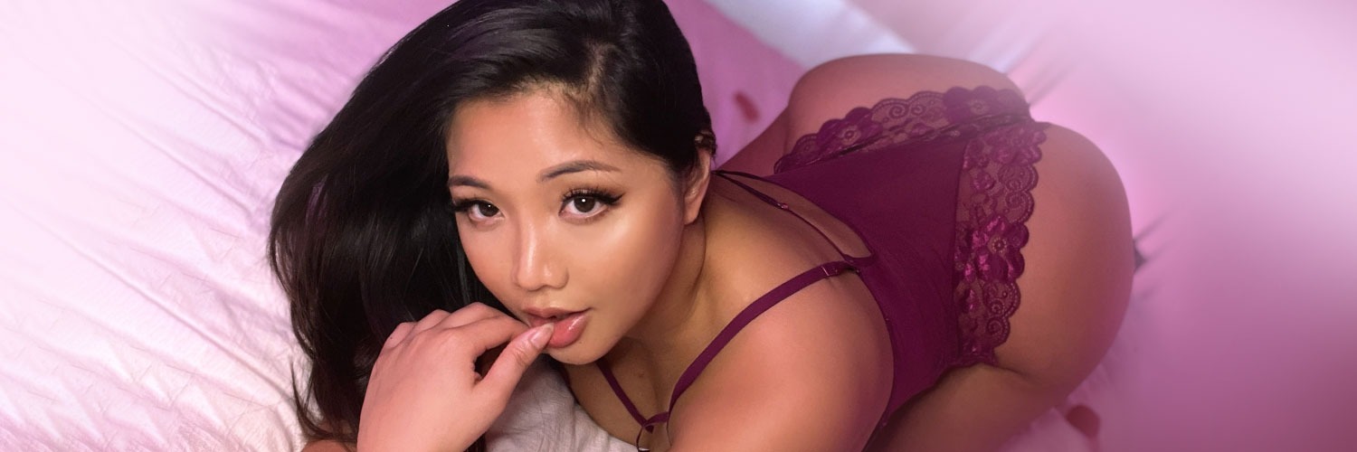 Numi R OnlyFans header