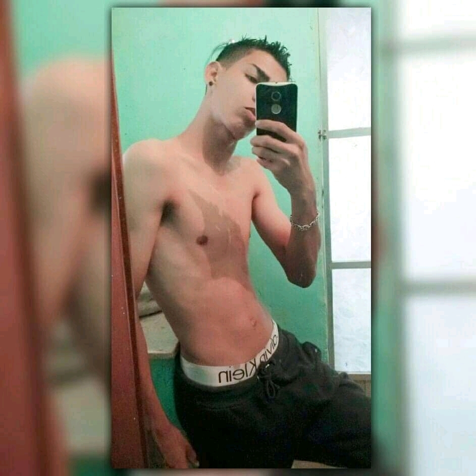 Karlos XB OnlyFans