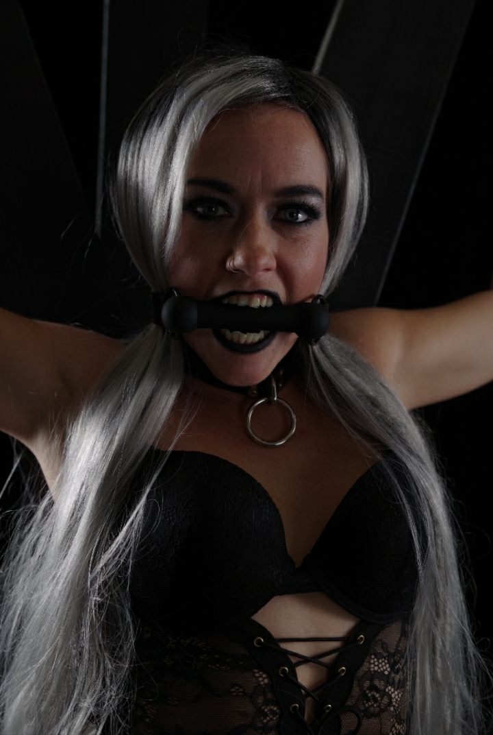 Obsidian Graves OnlyFans