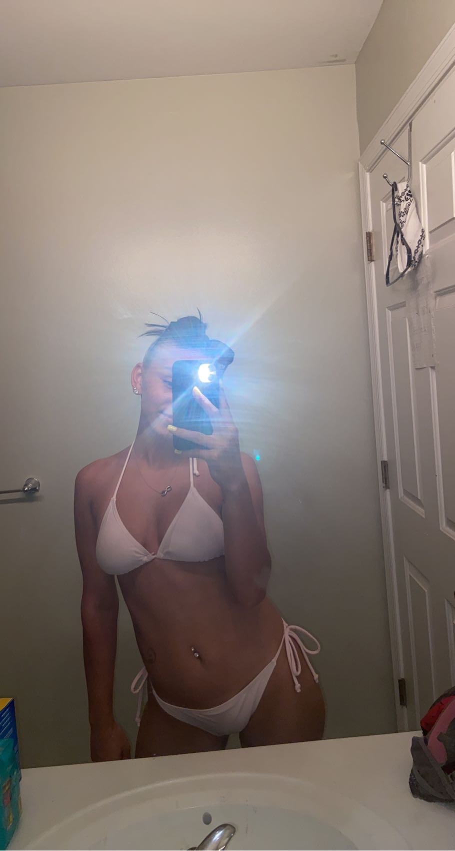 Ari😘 OnlyFans header