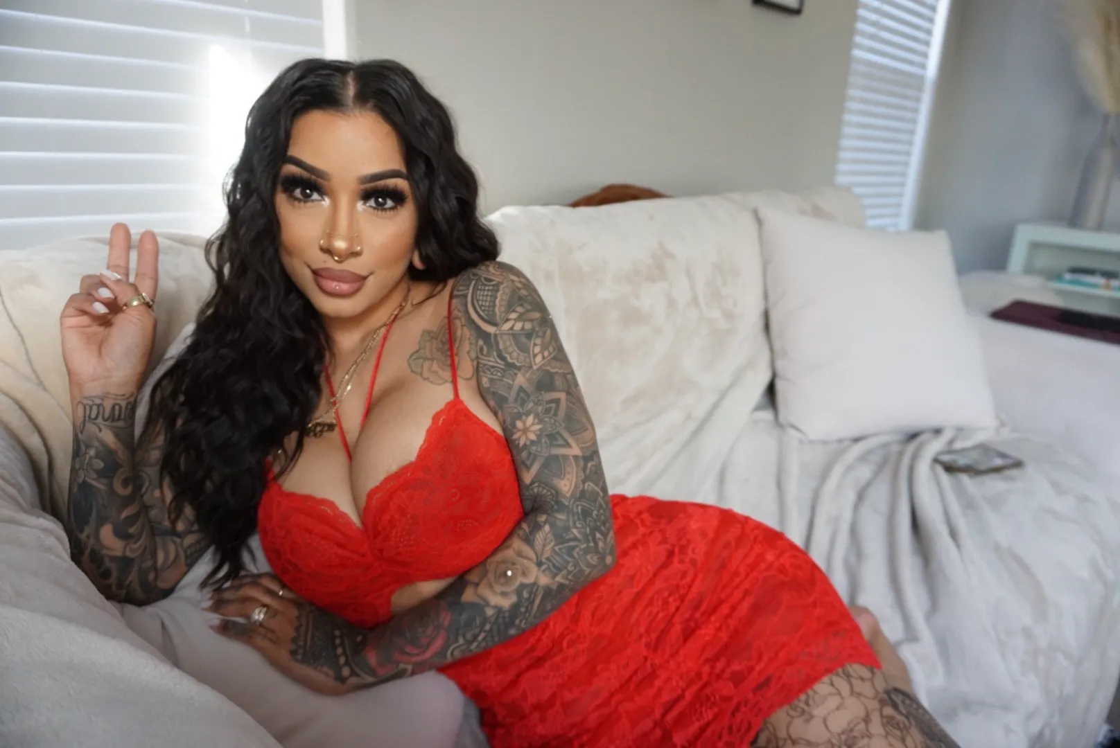 Mimi Perez OnlyFans header