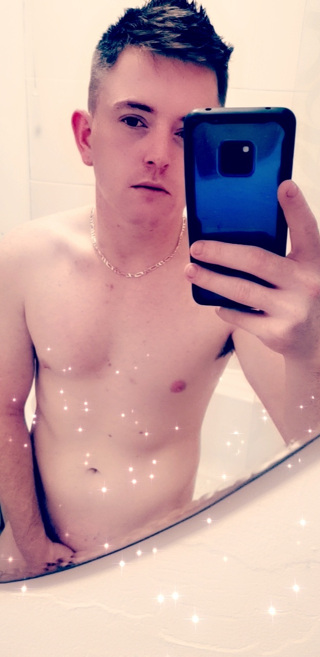 Officialezraxxx OnlyFans