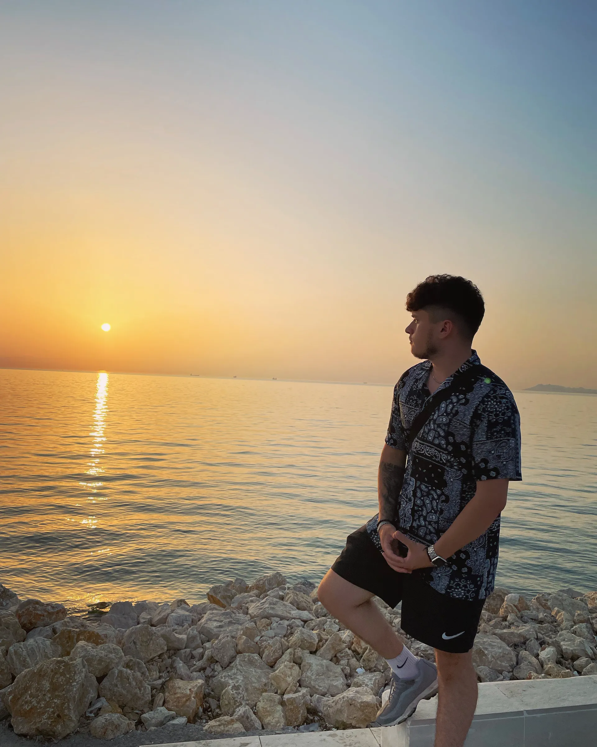 Halb OnlyFans header