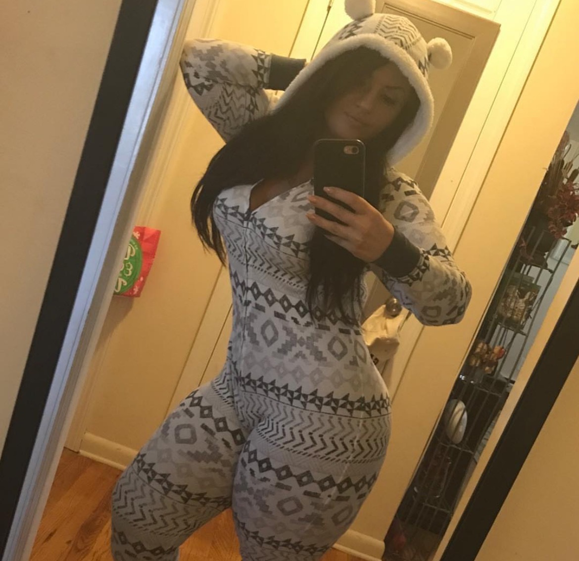 ivory OnlyFans header