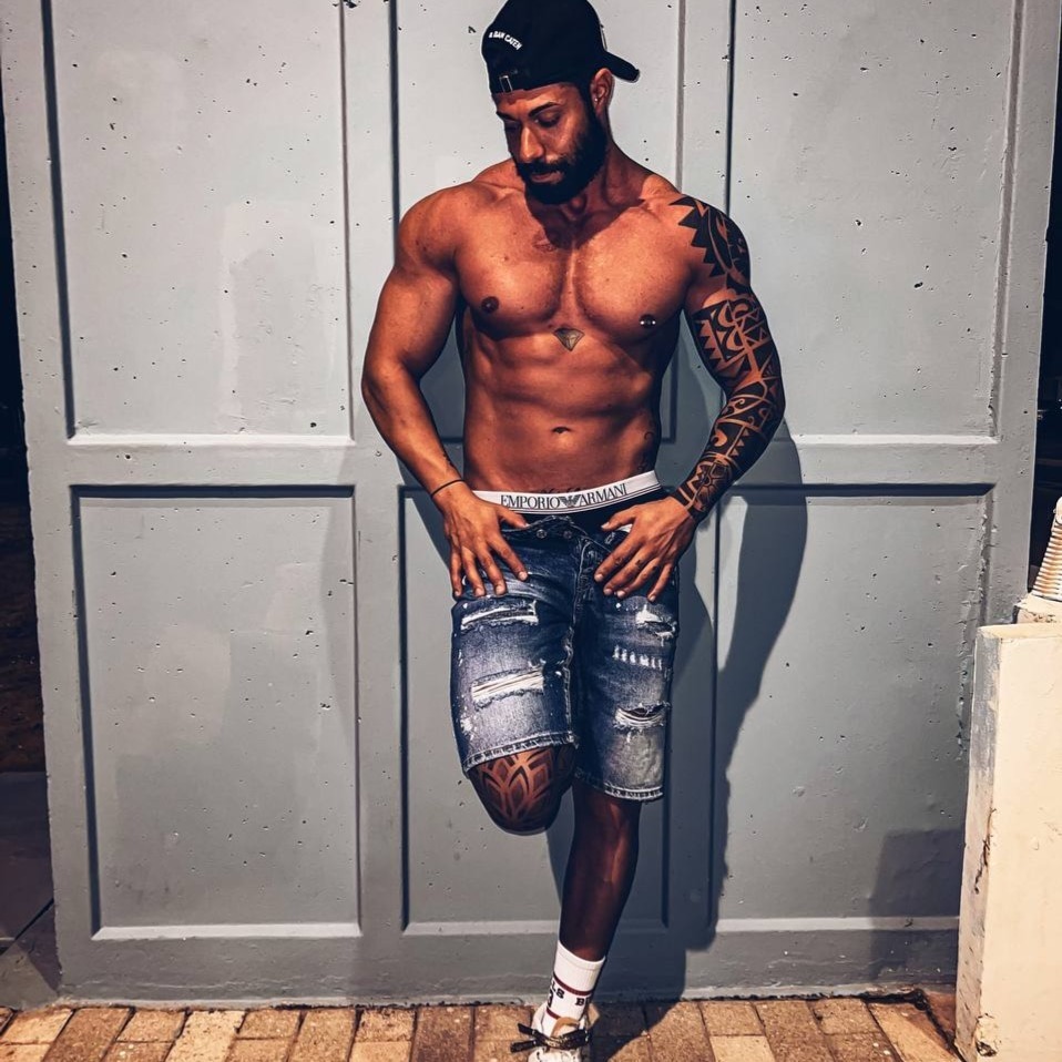 Simone OnlyFans header