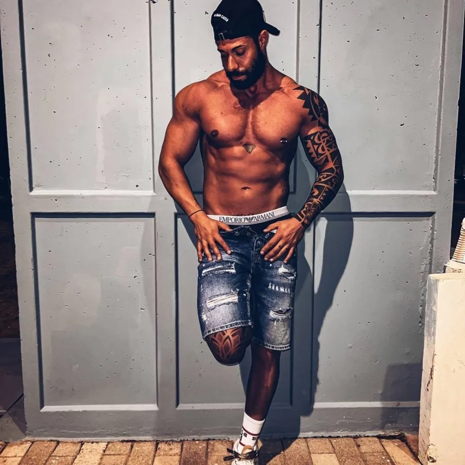 Simone OnlyFans header