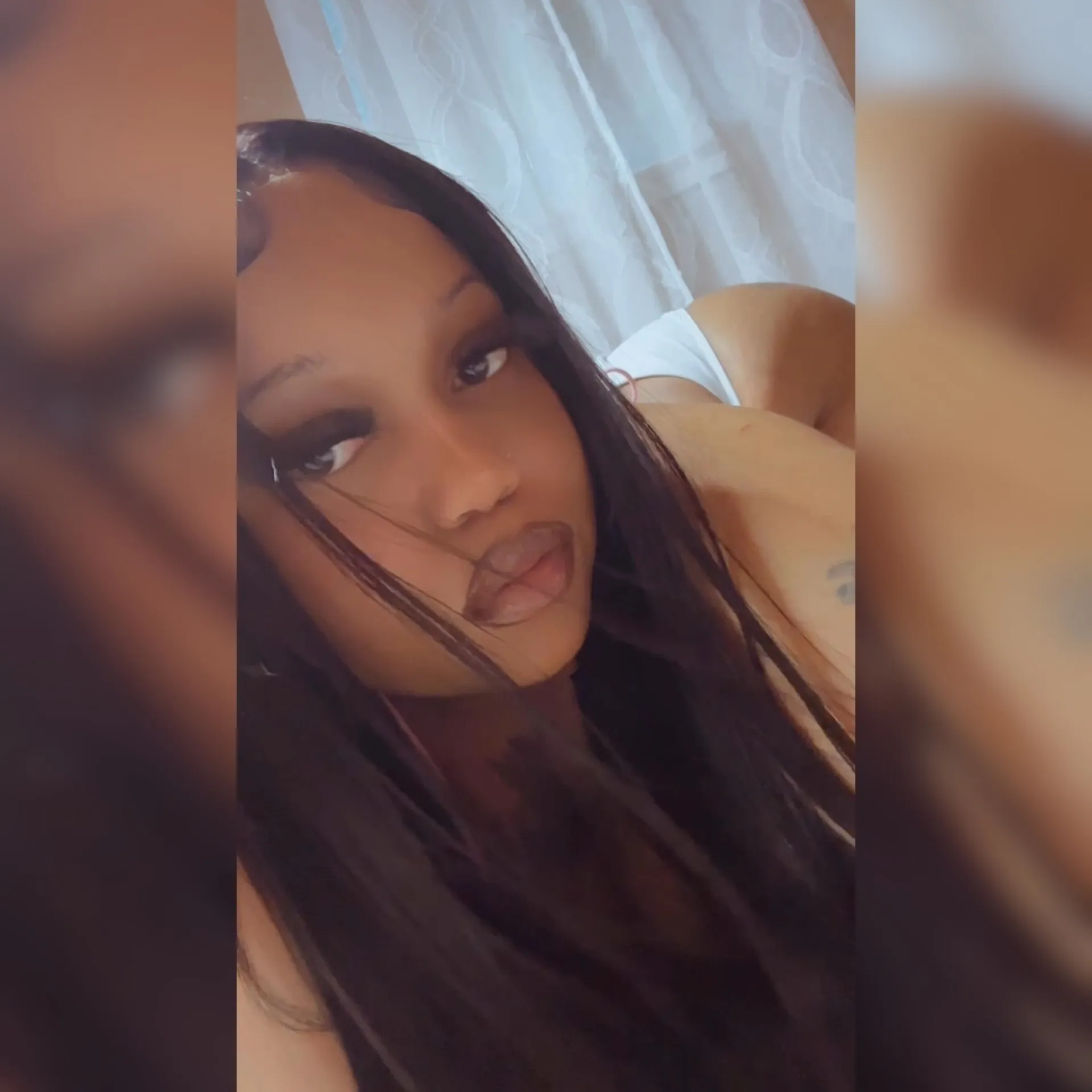 E X C L U S I V E L Y 😻 Y U R S ‼️ OnlyFans header