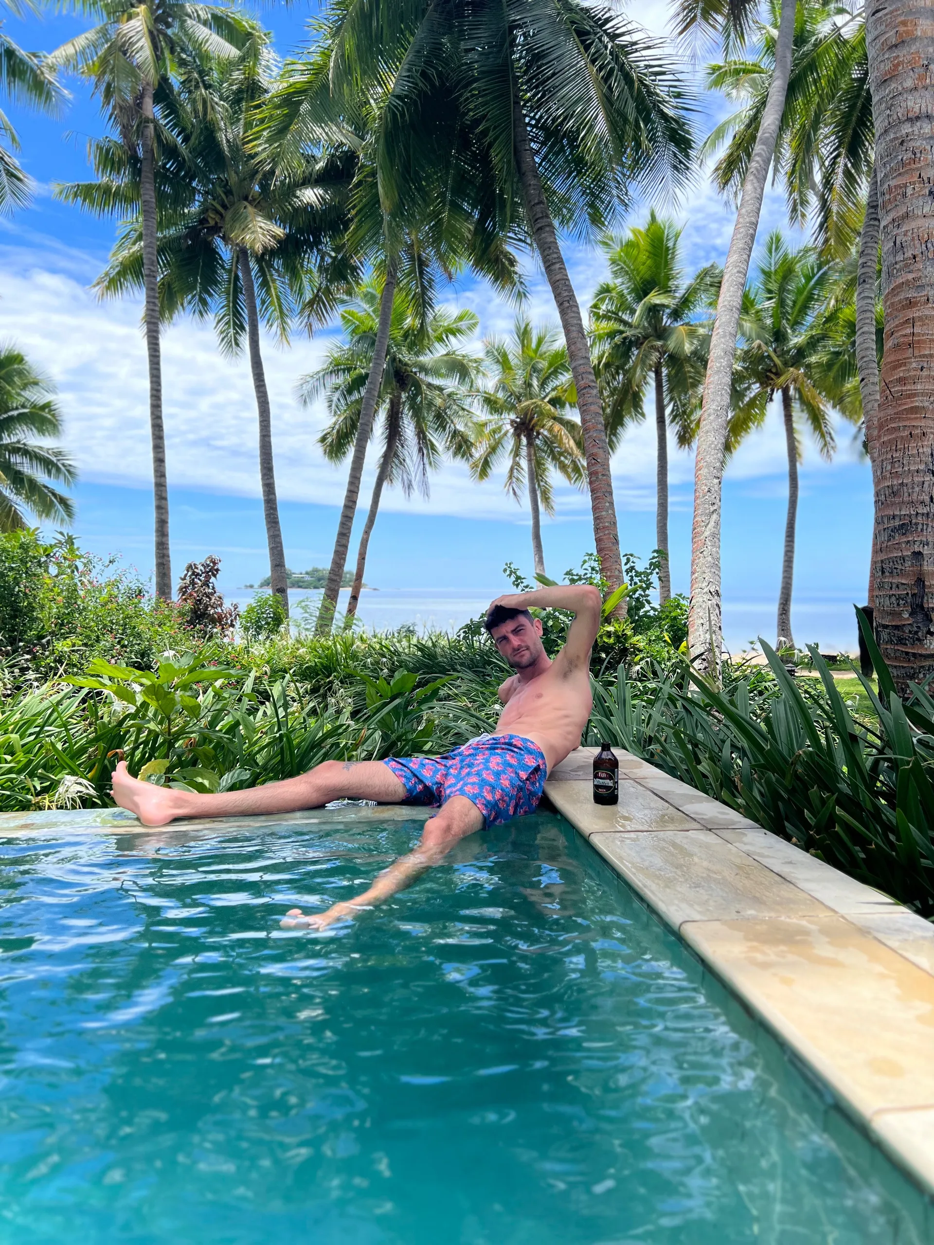 Ohmydamngod OnlyFans header