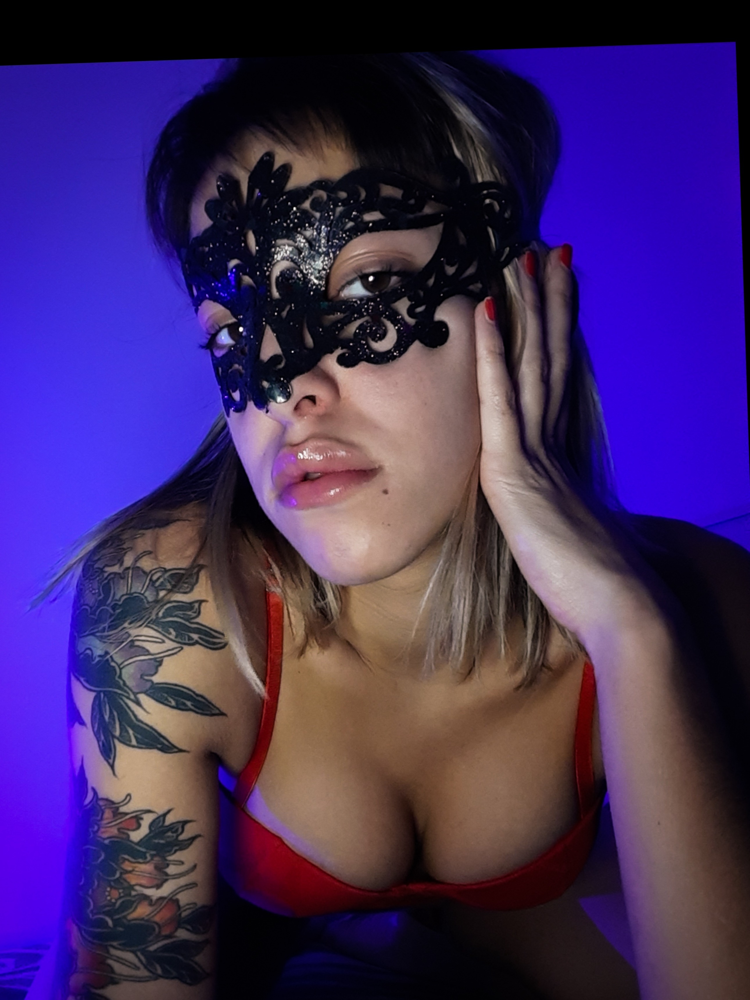 𝒁𝒐𝒓𝒂𝒚𝒂 𝑳𝒂𝒕𝒊𝒏𝒂🦋 OnlyFans