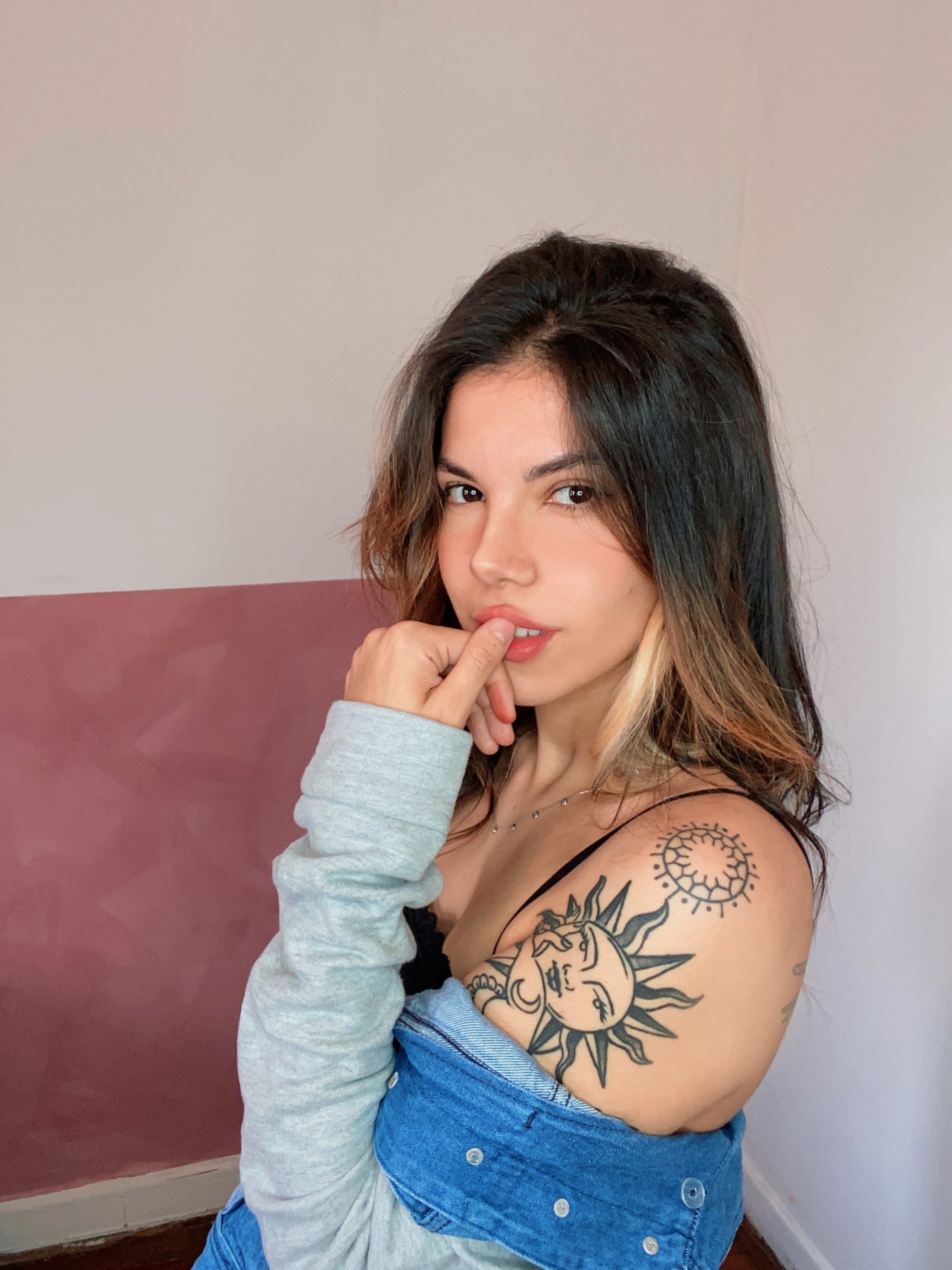 Nalau OnlyFans header