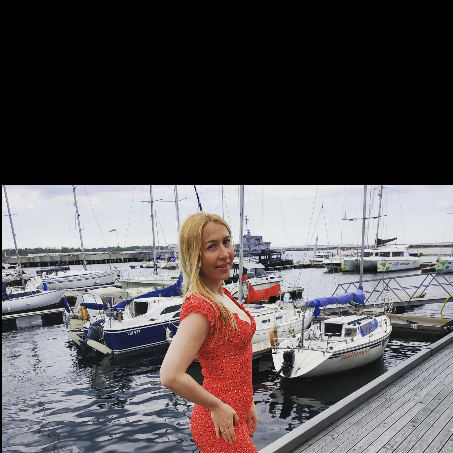 Laura OnlyFans header