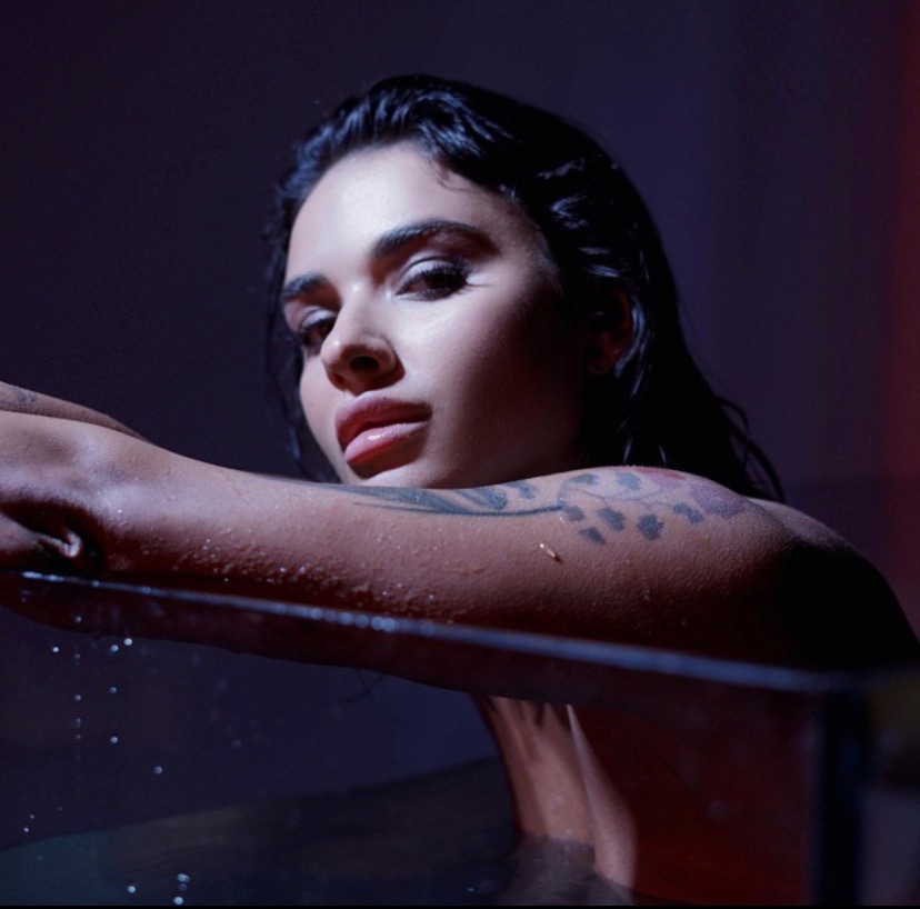 Olia V OnlyFans header