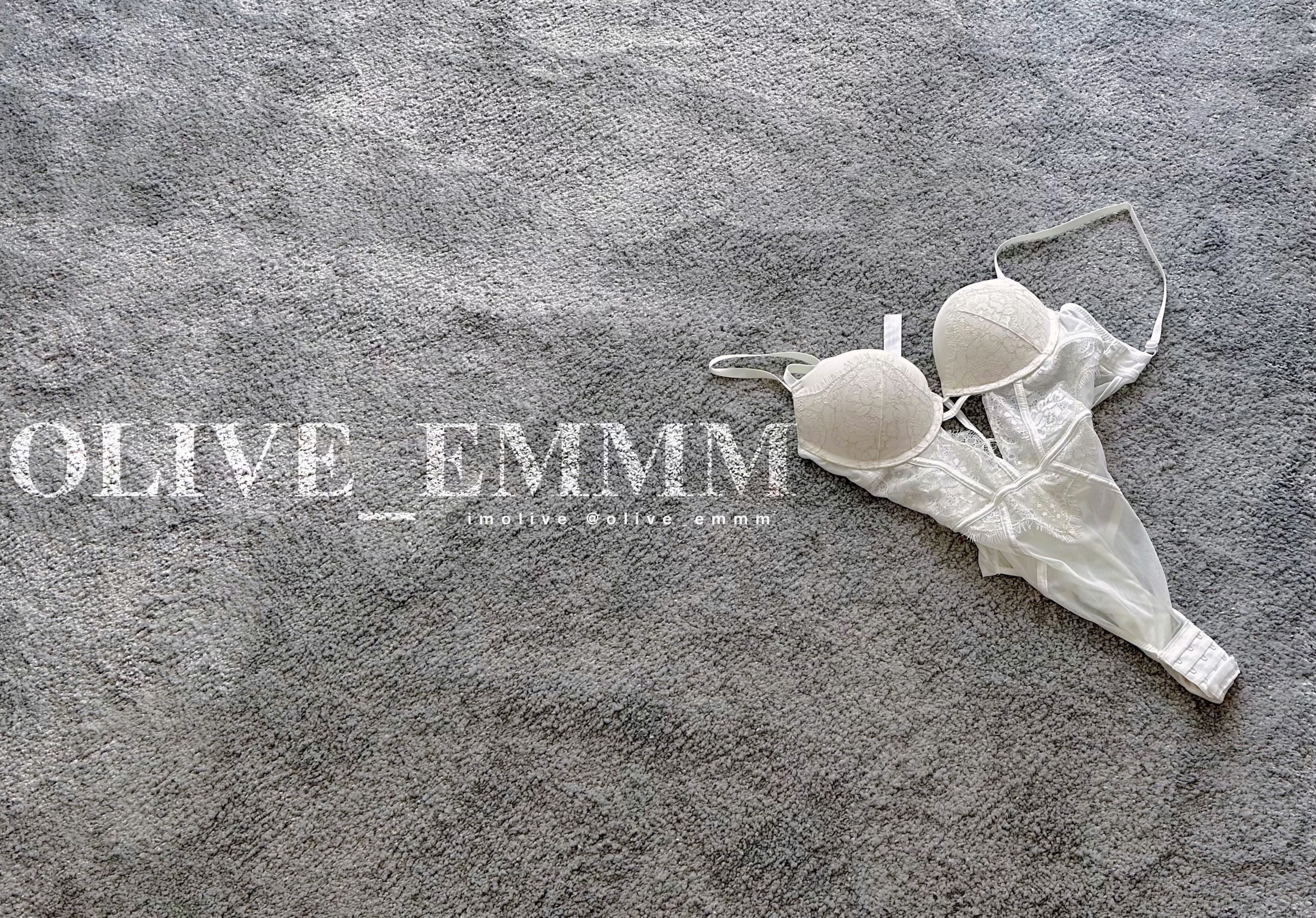 emmmimolive OnlyFans header