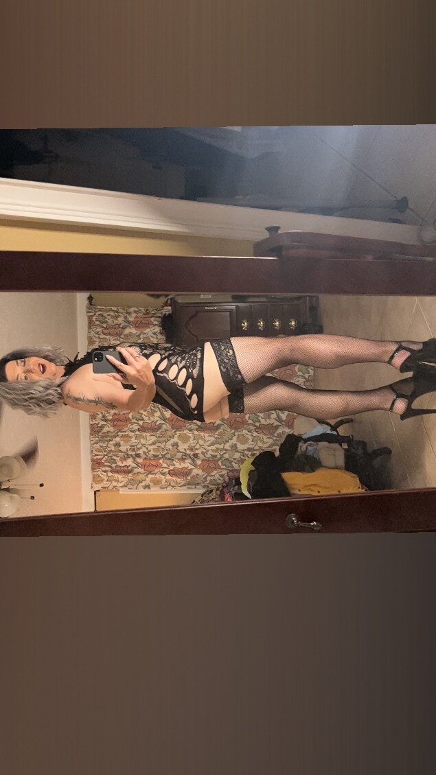 Olive Is A OnlyFans header
