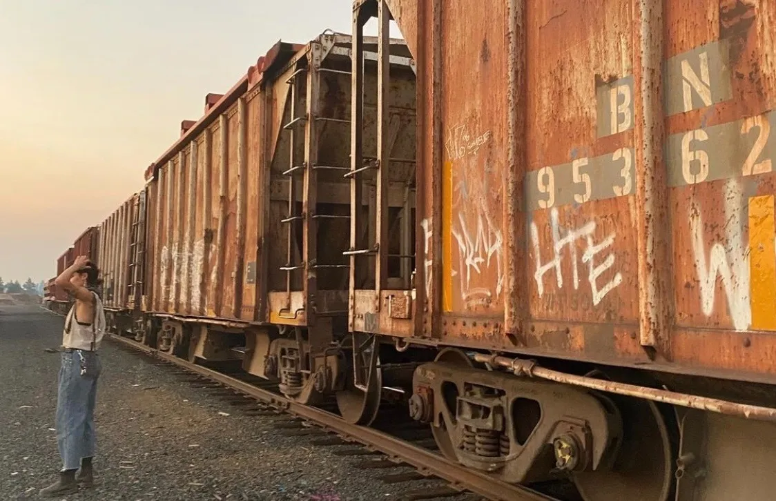 Olive Outsider OnlyFans header