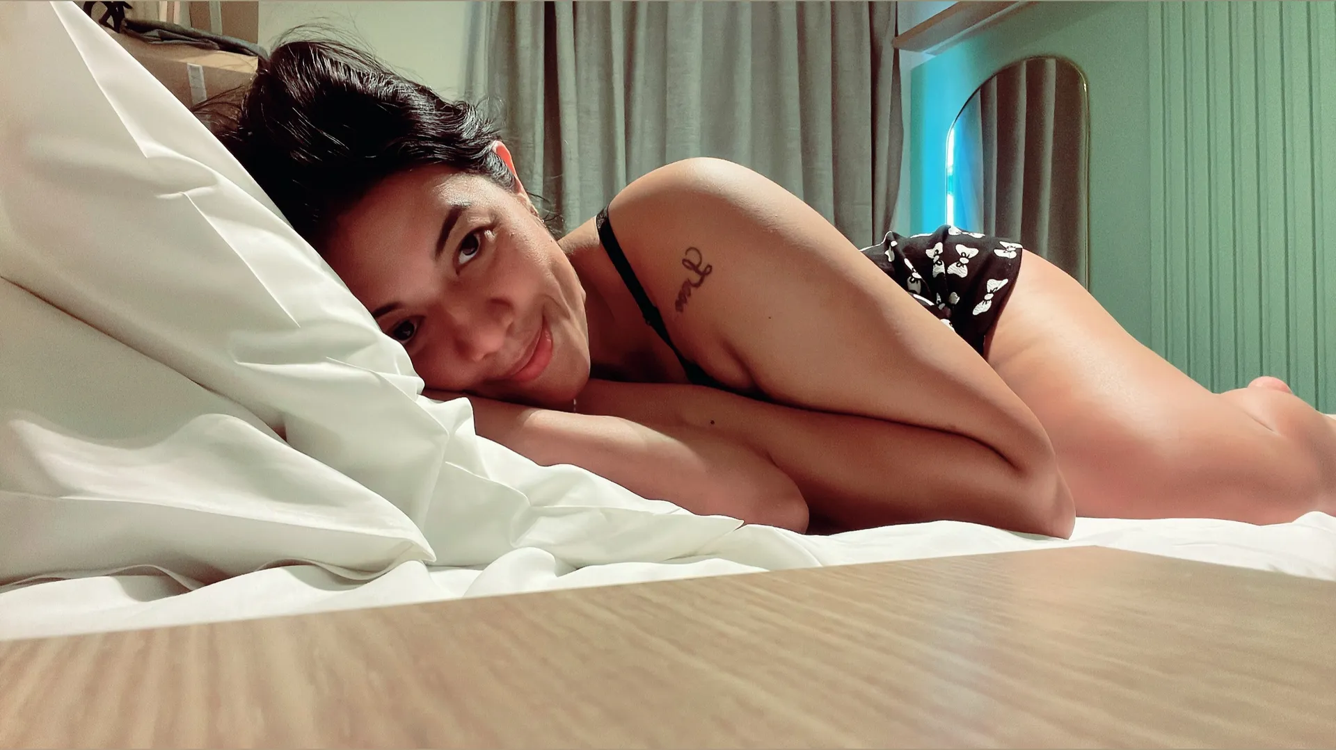 Rose Oliveirs OnlyFans header