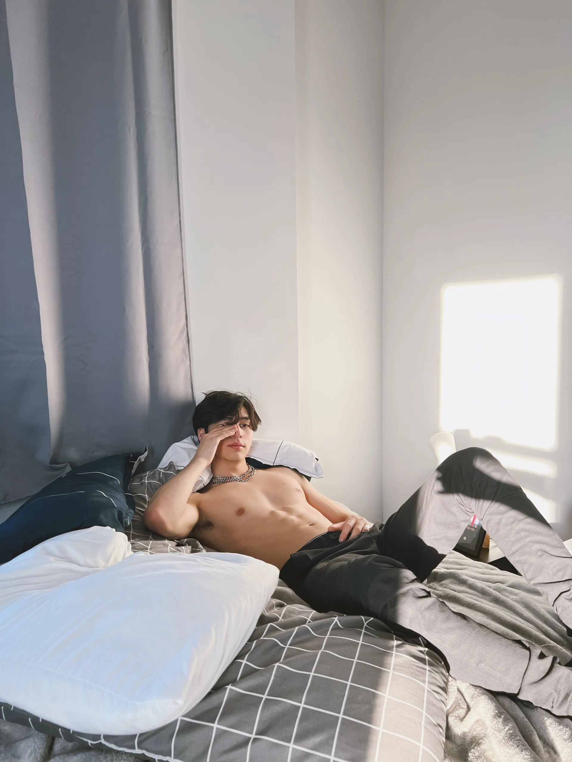 Oliver Moy OnlyFans header