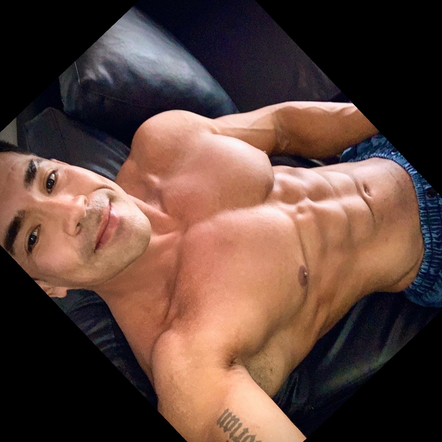 OLIVEROSFIT OnlyFans header