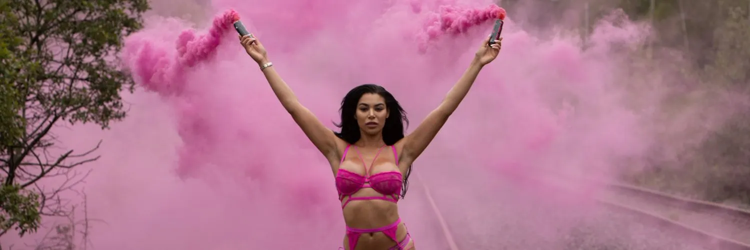 Olivia Berzinc OnlyFans header