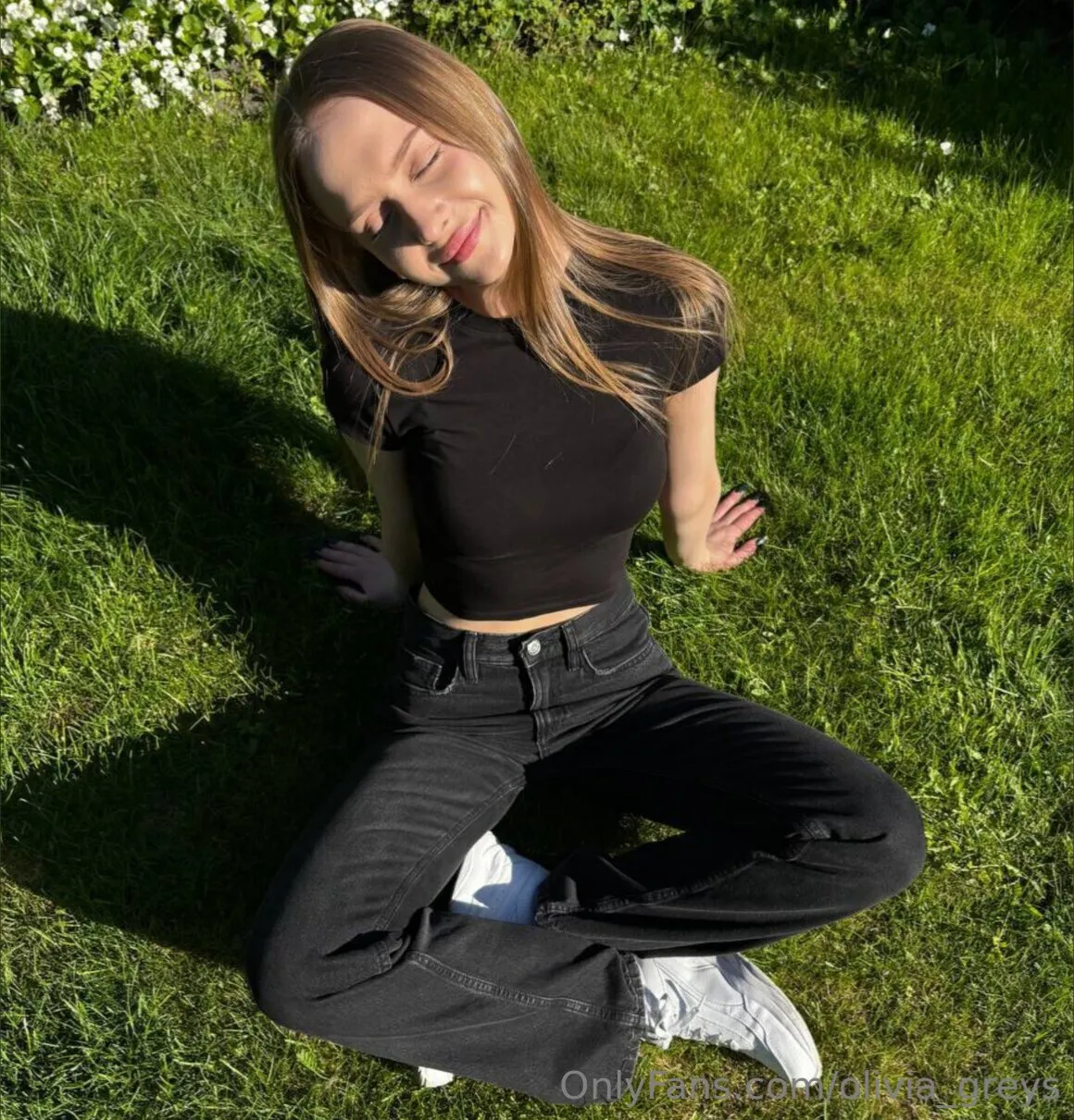 Olivia🌸 OnlyFans header