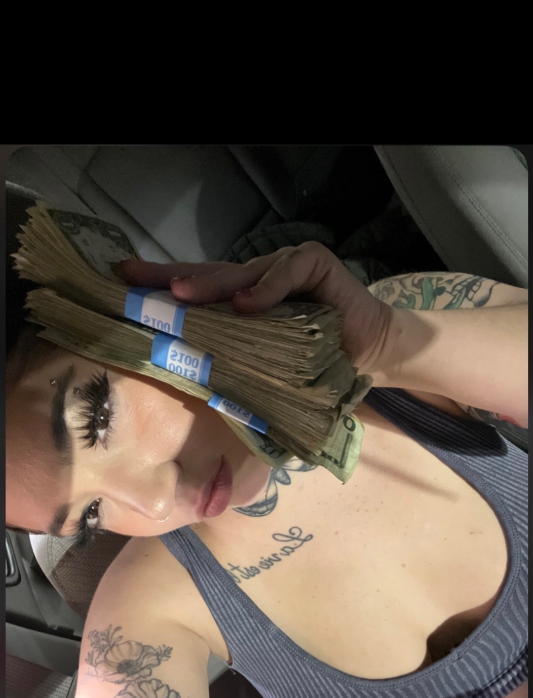 liv ⚡️ OnlyFans header