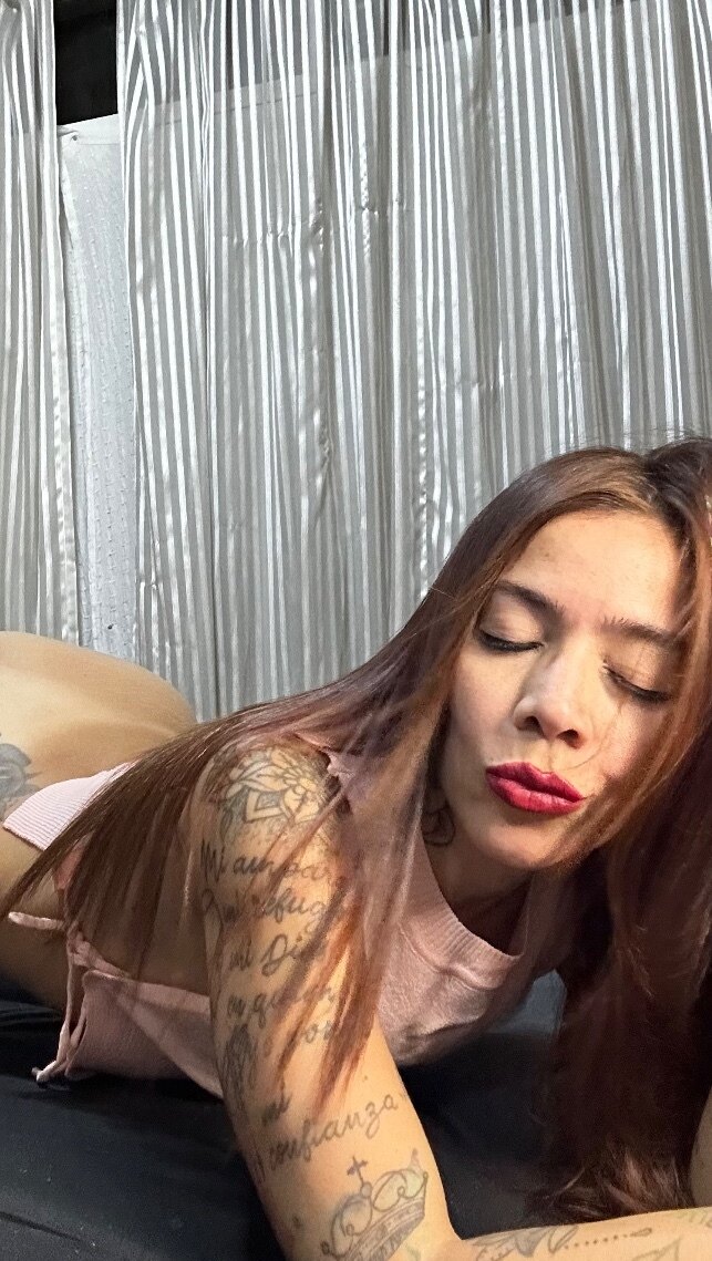 Lobis OnlyFans header