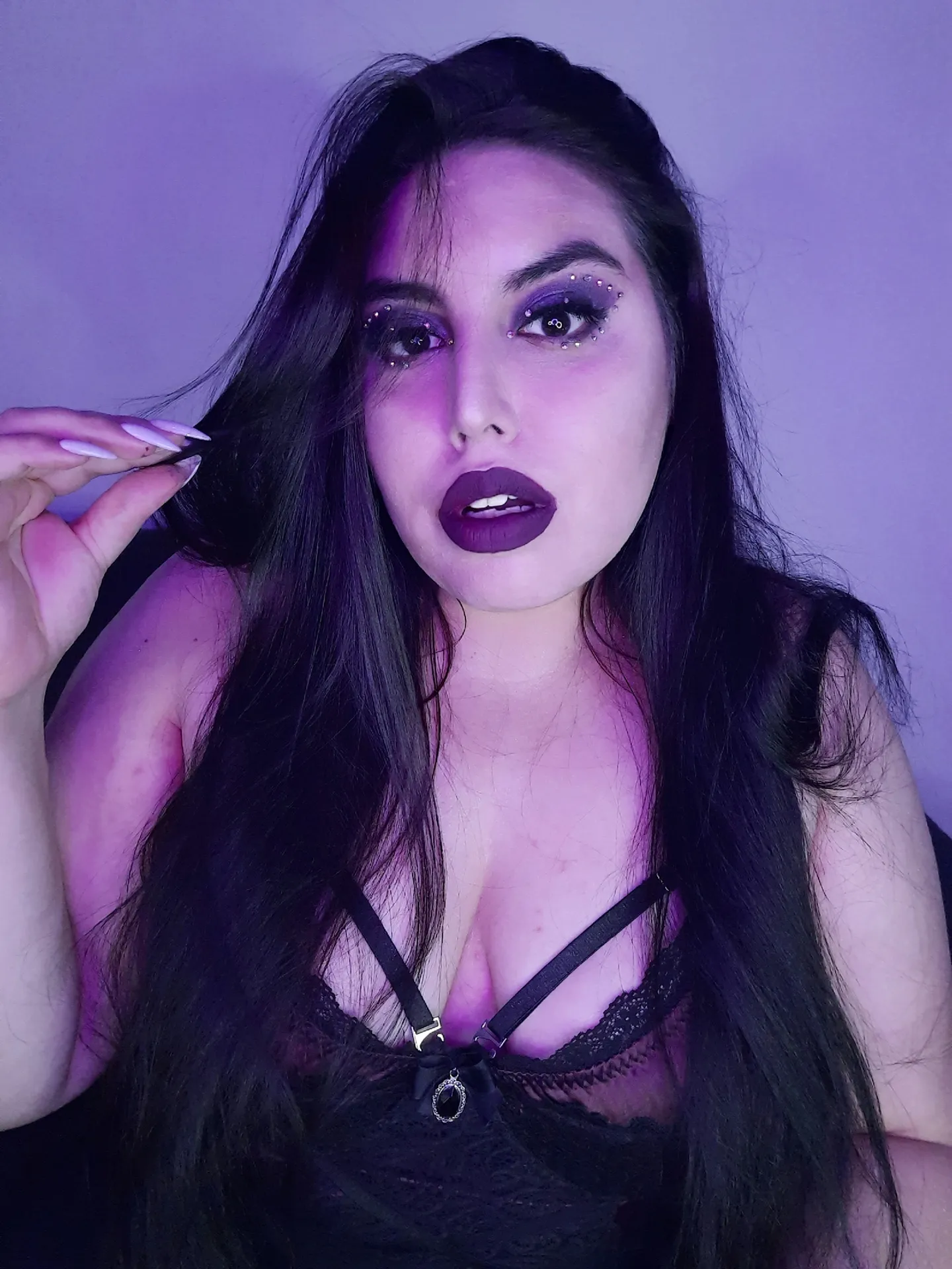 ⛓️​𝗢𝗟𝗜𝗩𝗜𝗔⛓️​ɴᴀꜱᴛʏ ᴋɪɴᴋꜱᴛᴇʀ