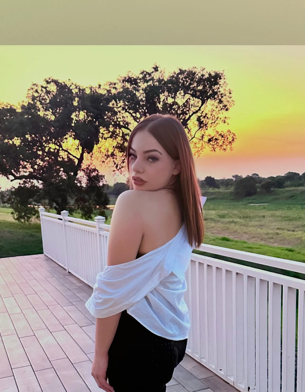 Olivia OnlyFans header