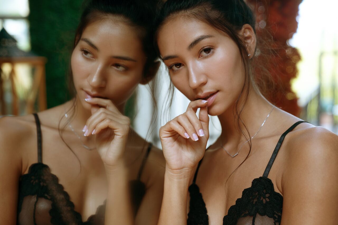 olivia pascale OnlyFans header