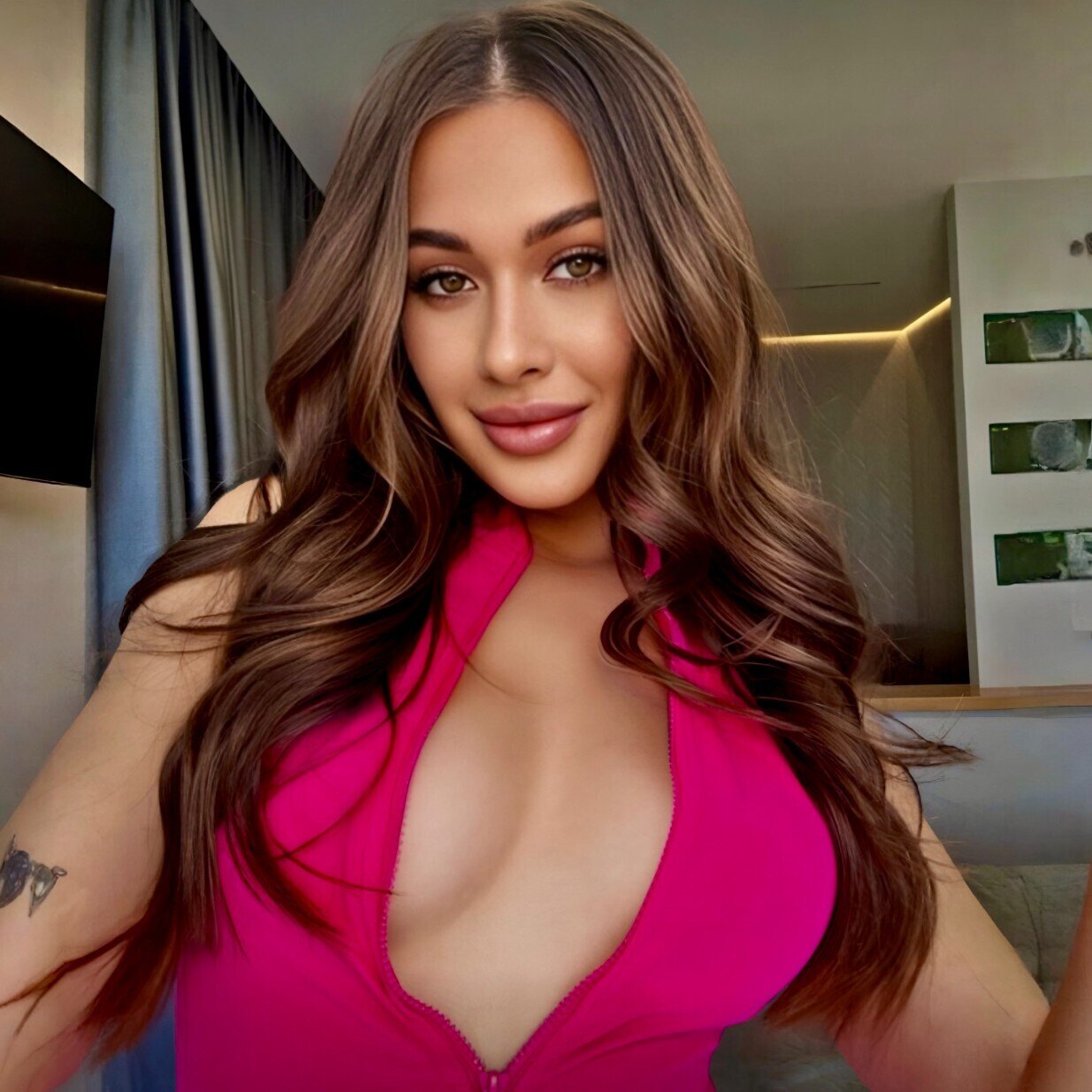 Olivia Raine OnlyFans