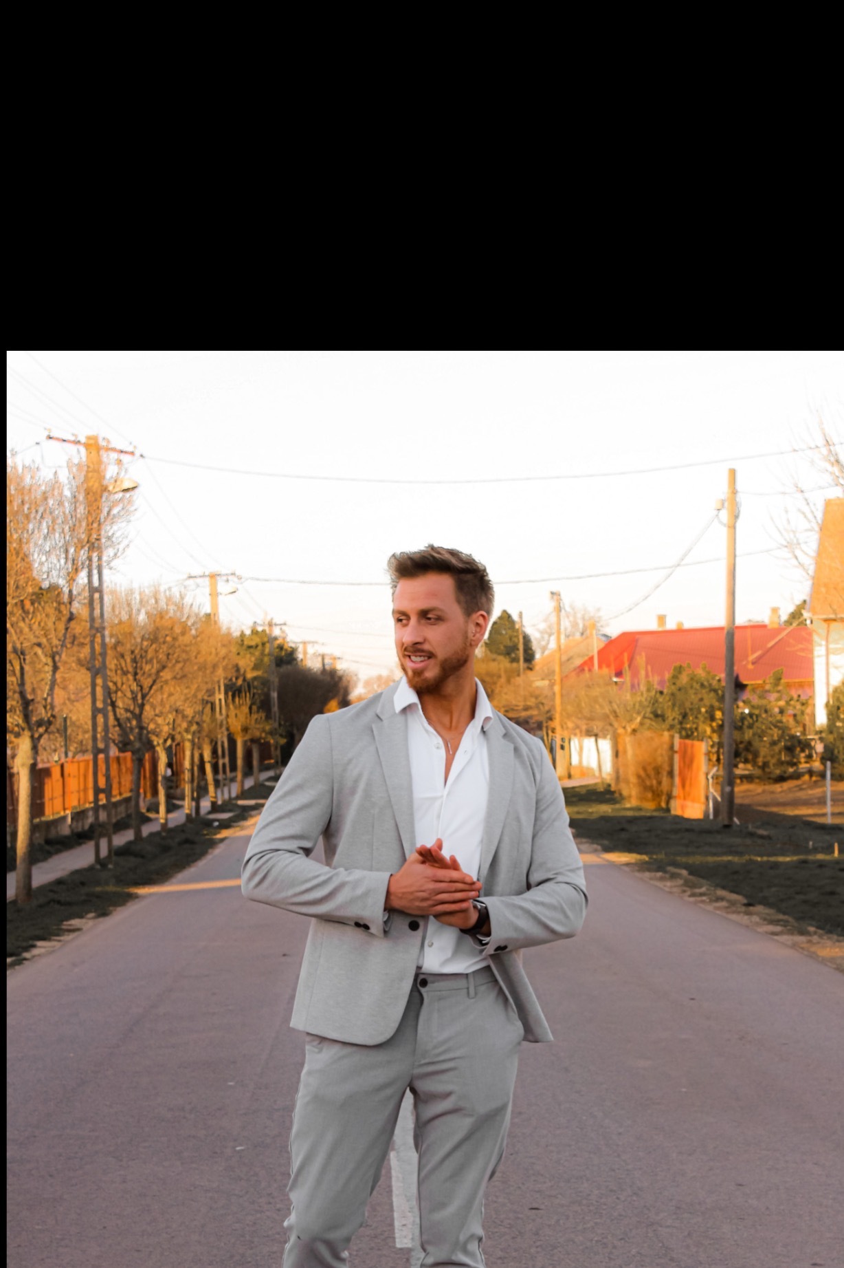 Ollári Robi OnlyFans header