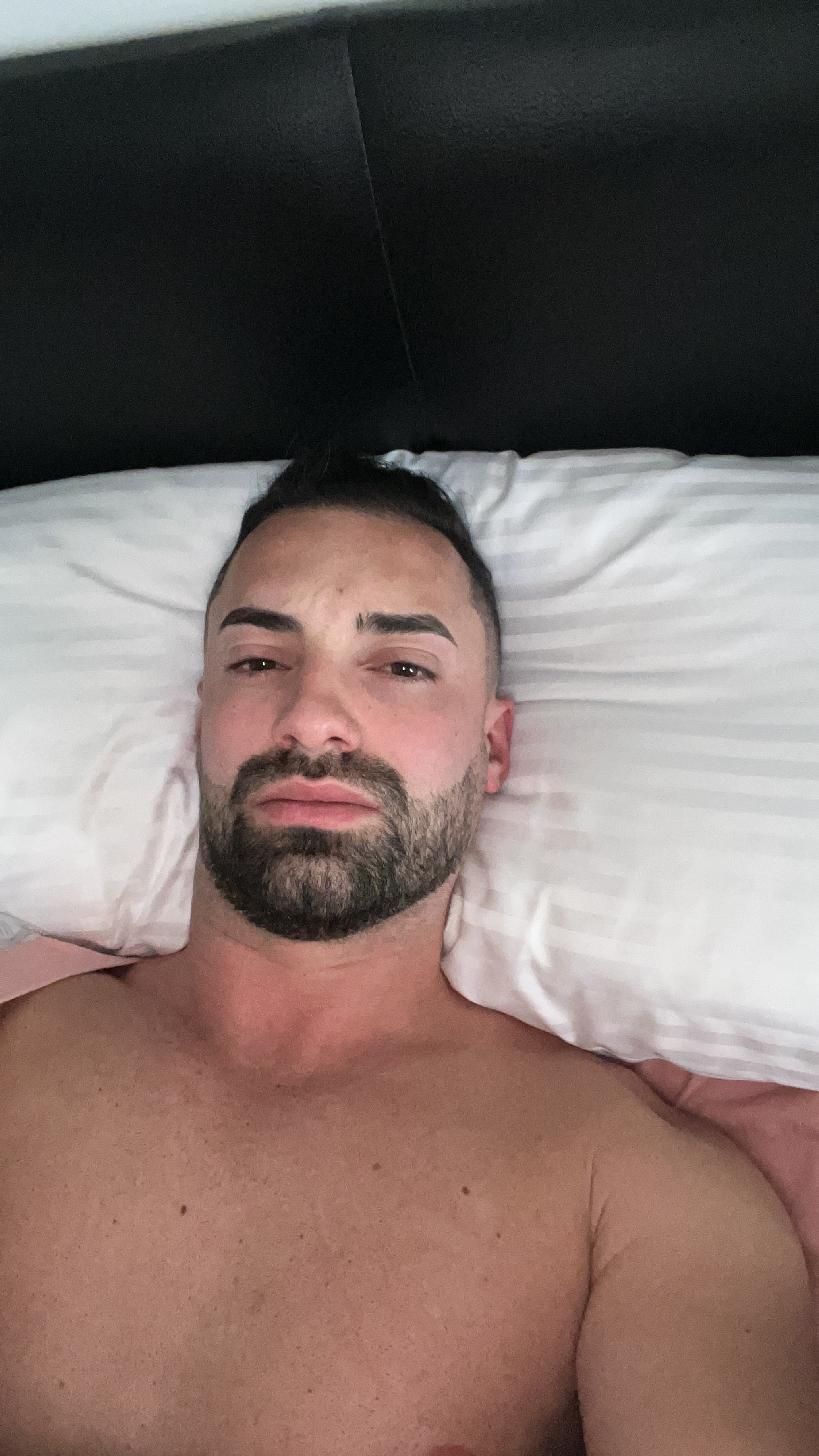 Real couple 🇵🇹🇦🇷 OnlyFans