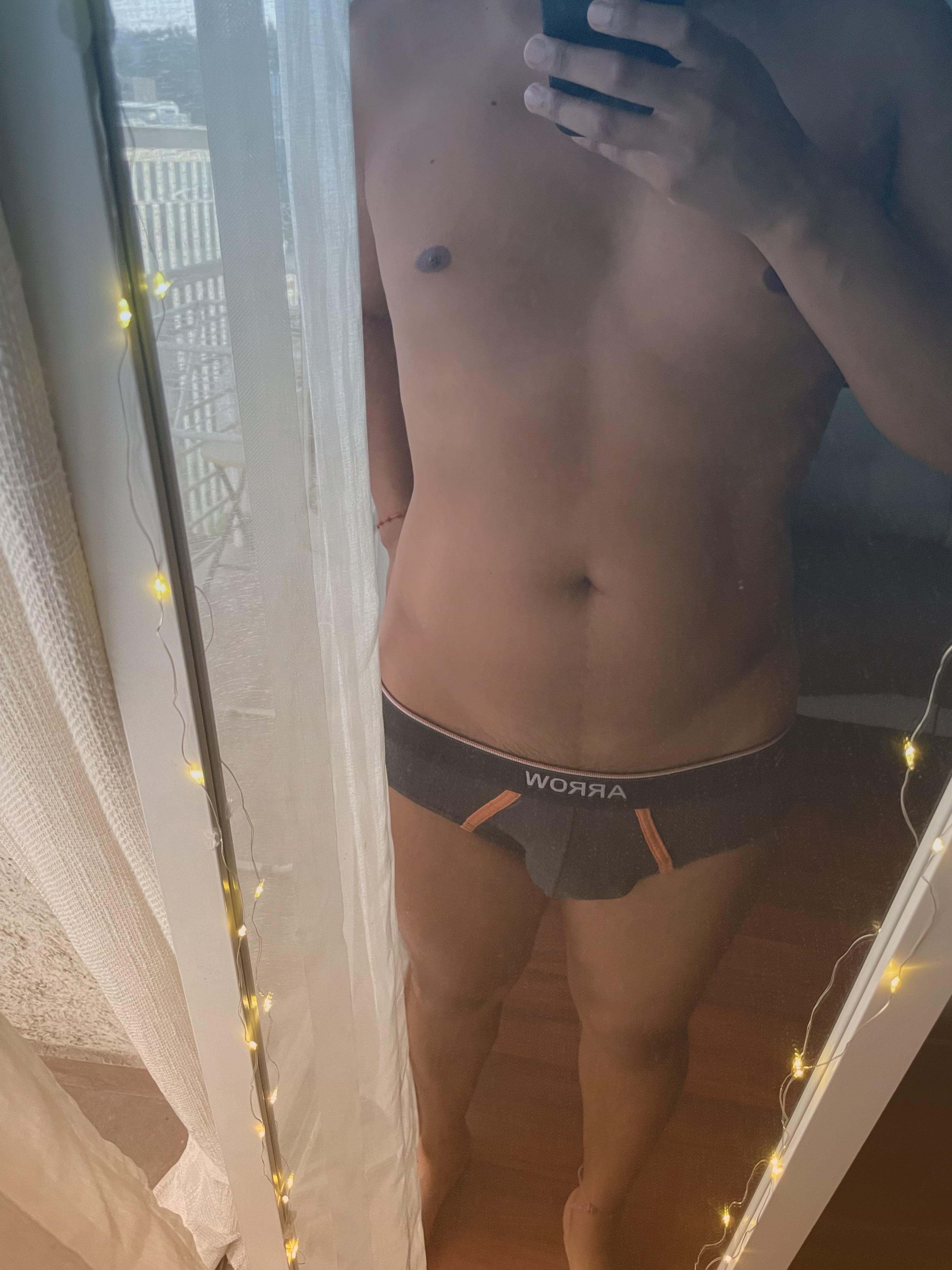 Latinguy.ec OnlyFans