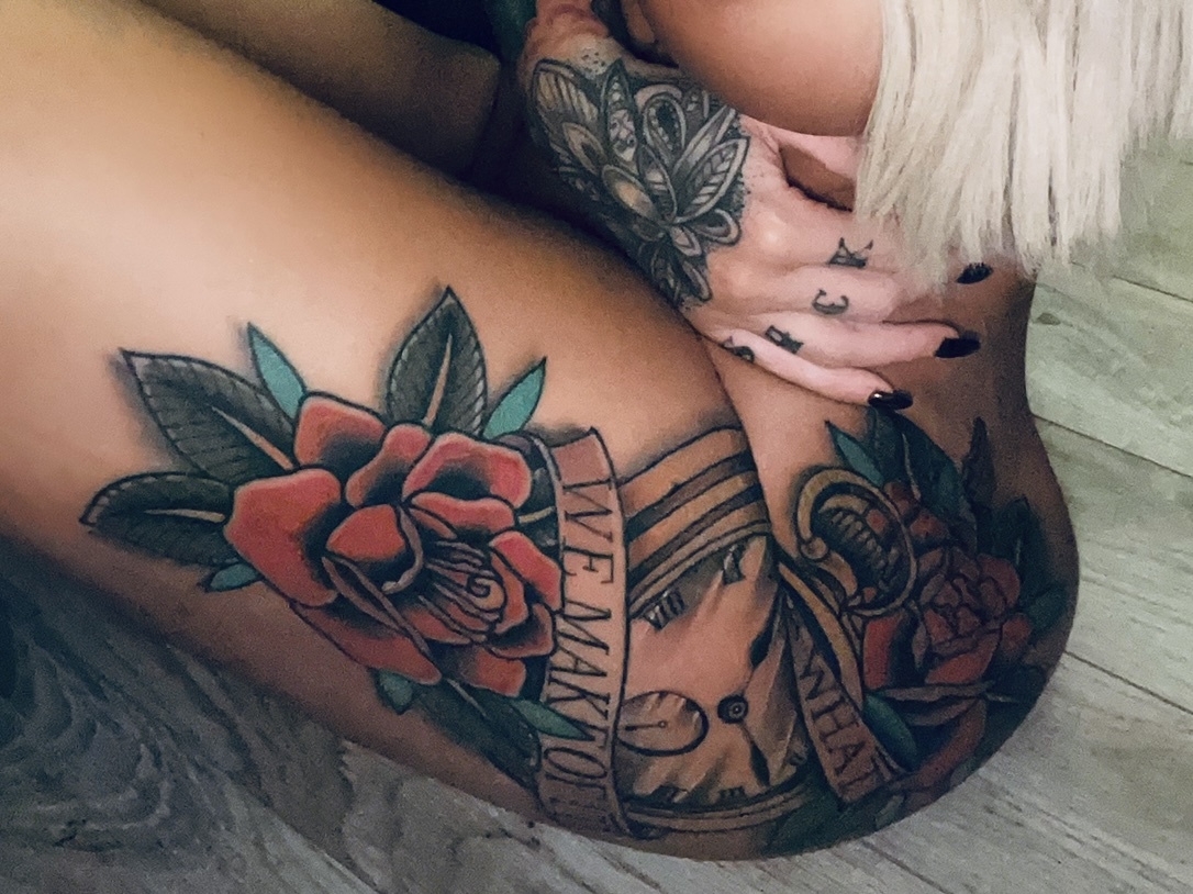 Renee OnlyFans header