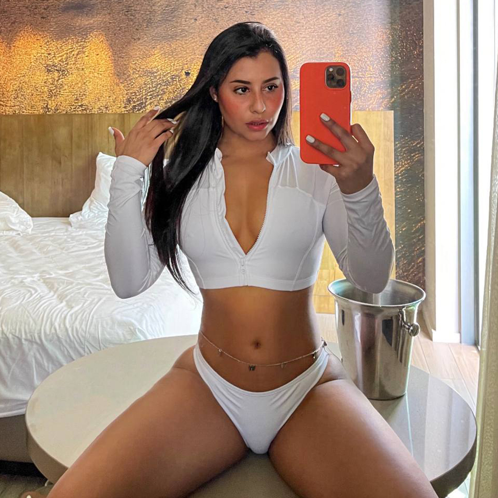 OnlyBesties! - 5 Girls on 1 Account! 🥵💦 OnlyFans