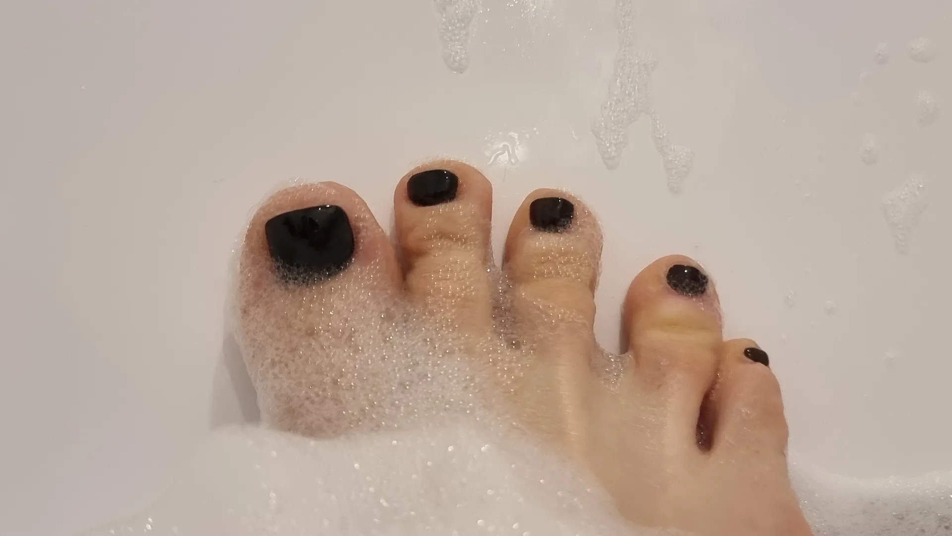 Hasi OnlyFans header